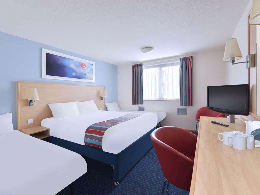 Travelodge Birmingham Yardley Szoba fotó